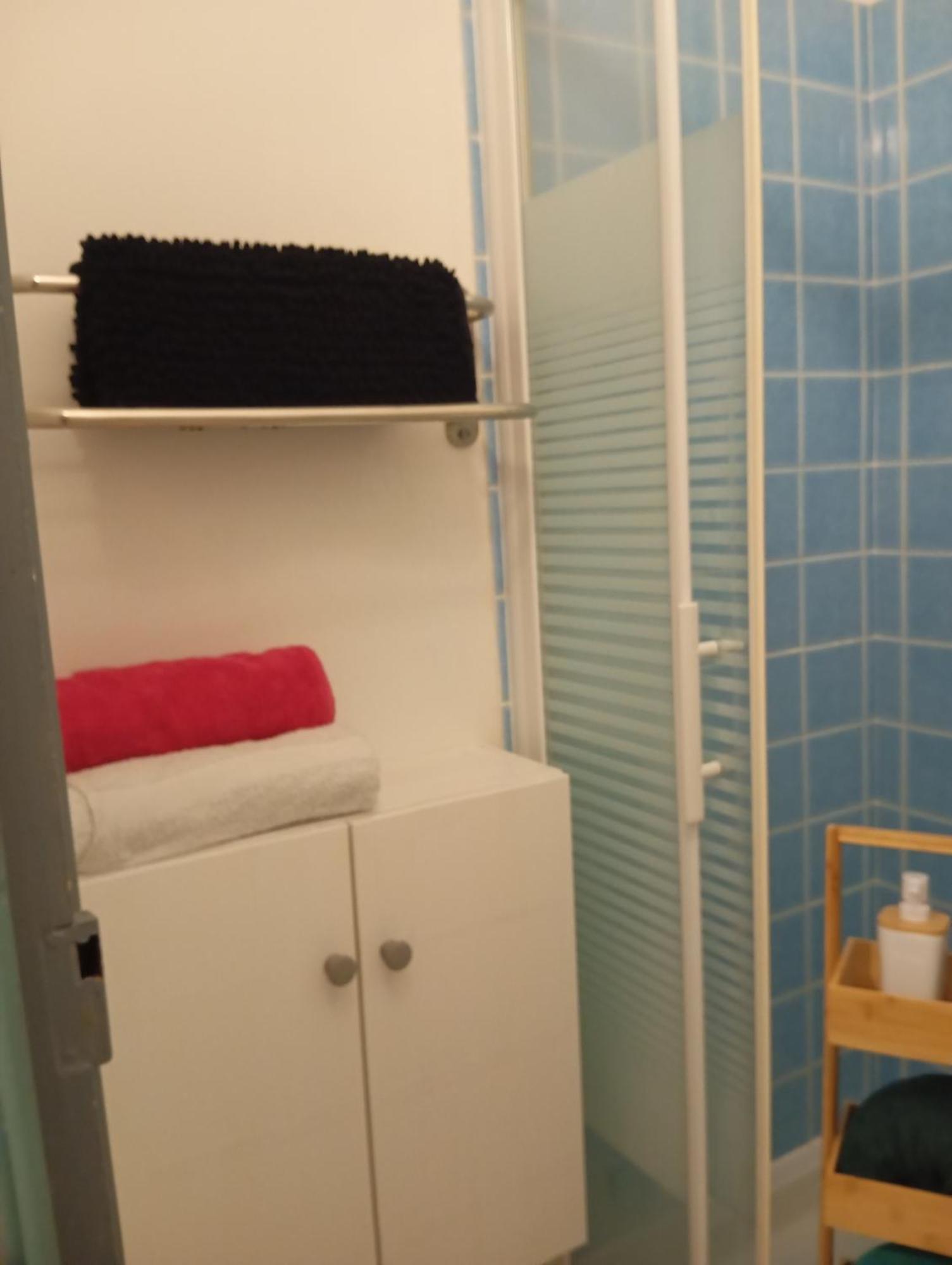 Appartement Hyper Centre 3 洛里昂 外观 照片